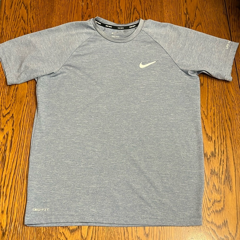 Small Nike swim men’s shirt